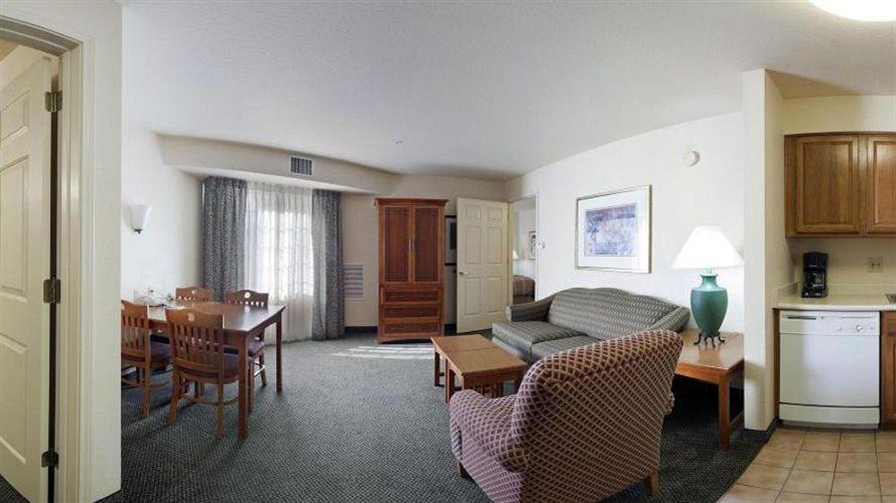 Sonesta Es - Sorrento Mesa 3*